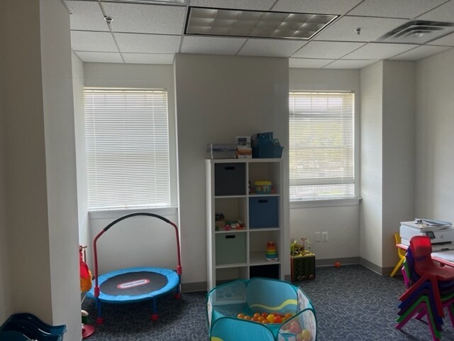 More Photos Of 101 Charles St, La Plata Medical For Lease