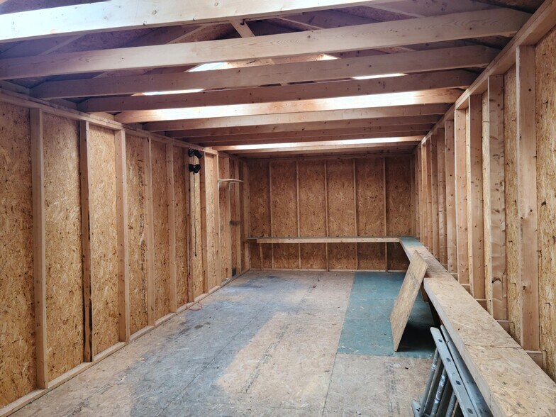 More Photos Of 8812 Wilkinson Blvd, Charlotte Warehouse For Lease