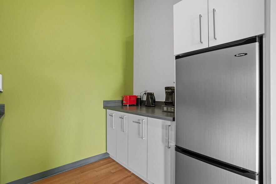 More Photos Of 5657-5677 99 St NW, Edmonton Loft Creative Space For Sale