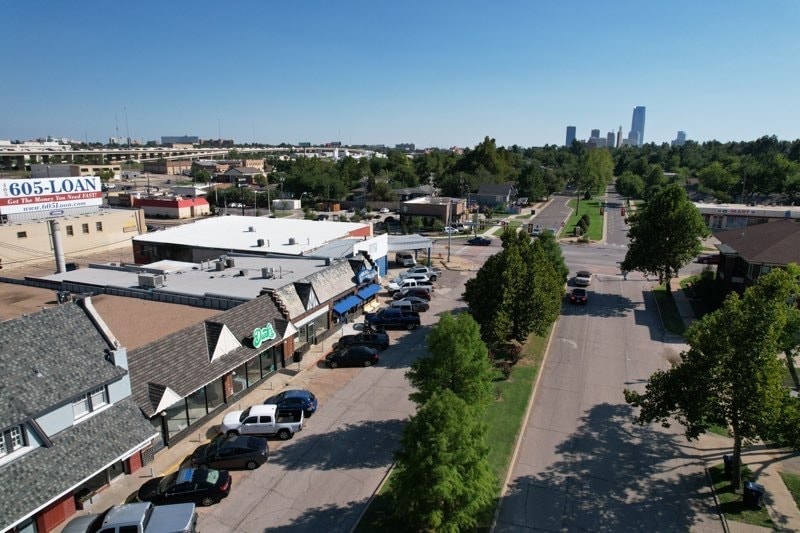 More Photos Of 2412-2414 N Robinson Ave, Oklahoma City Storefront Retail Office For Lease