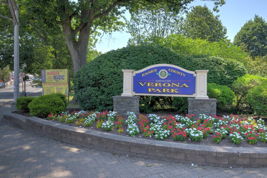 More Photos Of 528-538 Bloomfield Ave, Verona Storefront For Lease