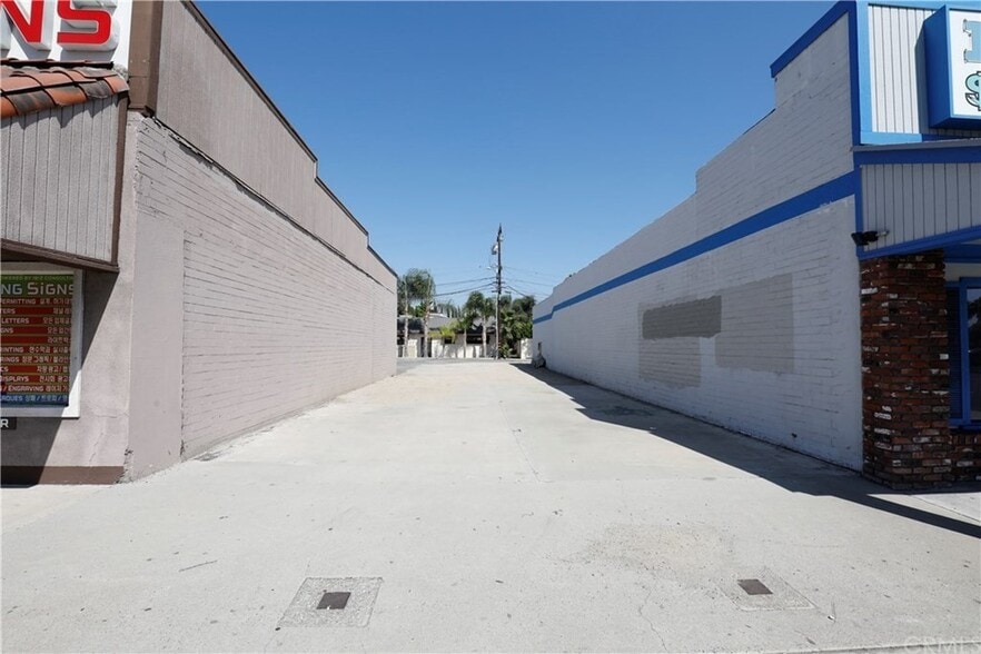 More Photos Of 6296 Beach Blvd, Buena Park Land For Sale