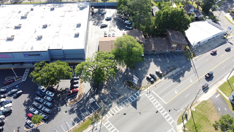More Photos Of 1903-1915 N Monroe St, Tallahassee General Retail For Lease