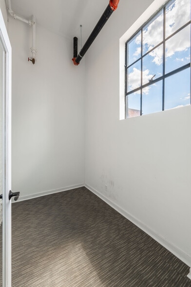 More Photos Of 31 Innovation Aly, Covington Loft Creative Space For Lease