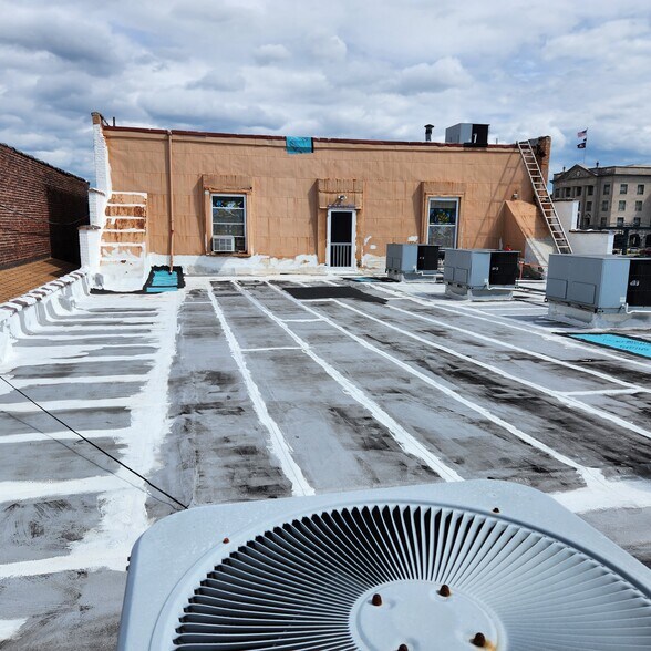 More Photos Of 7055 Terminal Sq, Upper Darby Township Medical For Sale