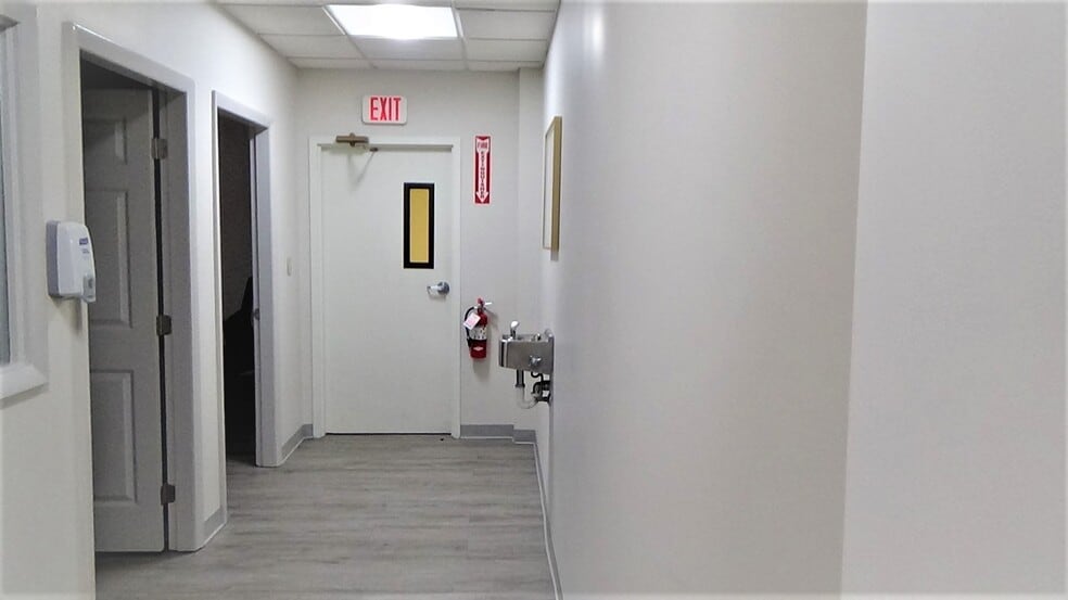 More Photos Of 50 Bridge St, Manchester Office For Lease