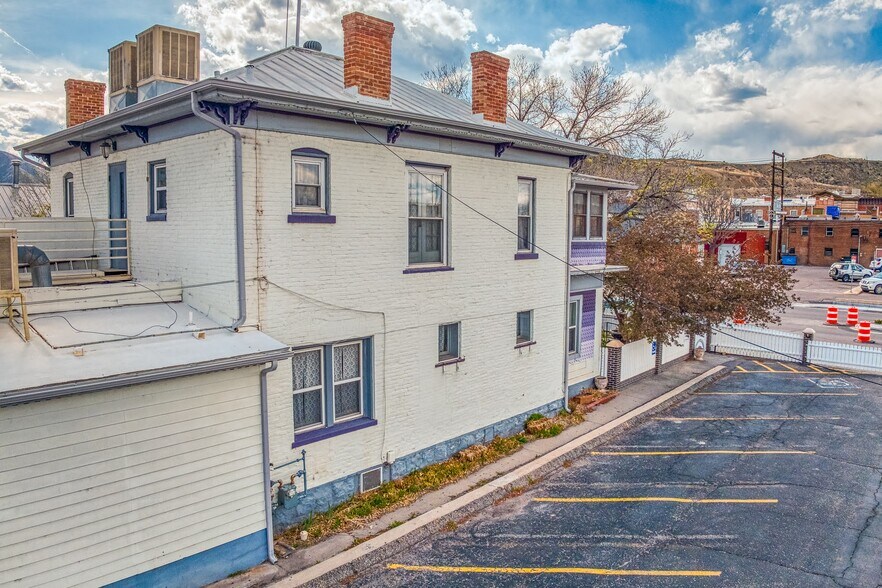 More Photos Of 512 Royal Gorge Blvd, Canon City Restaurant For Sale