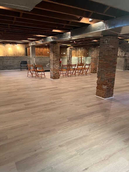 More Photos Of 2131 Five Mile Line Rd, Penfield Freestanding For Lease