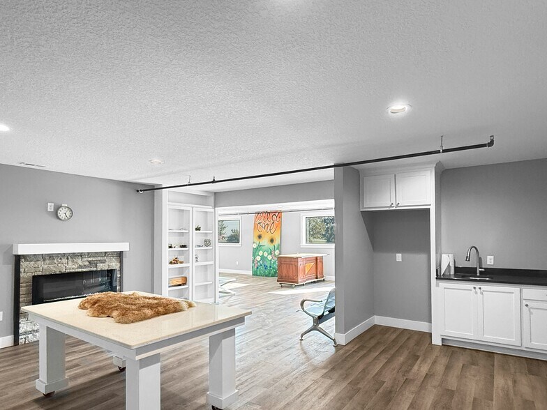 More Photos Of 1911 NE 58th Ave, Des Moines Industrial For Sale