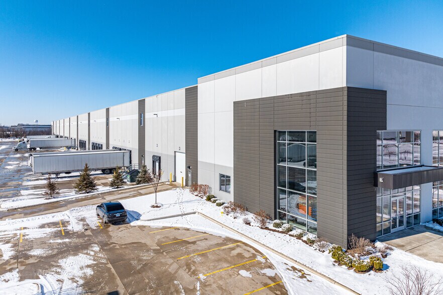 Primary Photo Of 2575 Enterprise Cir, West Chicago Distribution For Sale