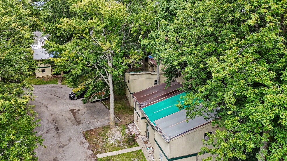 More Photos Of 23 Grand Ave, Norwalk Apartments For Sale