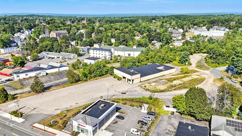More Photos Of 250 Central St, Winchendon Drugstore For Lease