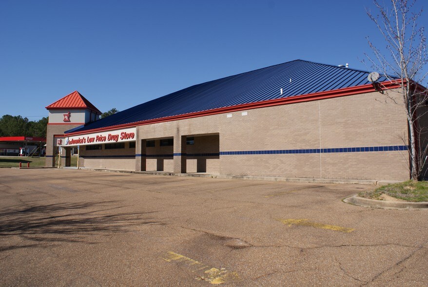 More Photos Of 2055 Raymond Rd, Jackson Drugstore For Lease