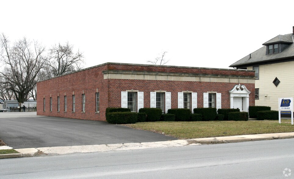 Primary Photo Of 2100 W Market St, York Freestanding For Sale