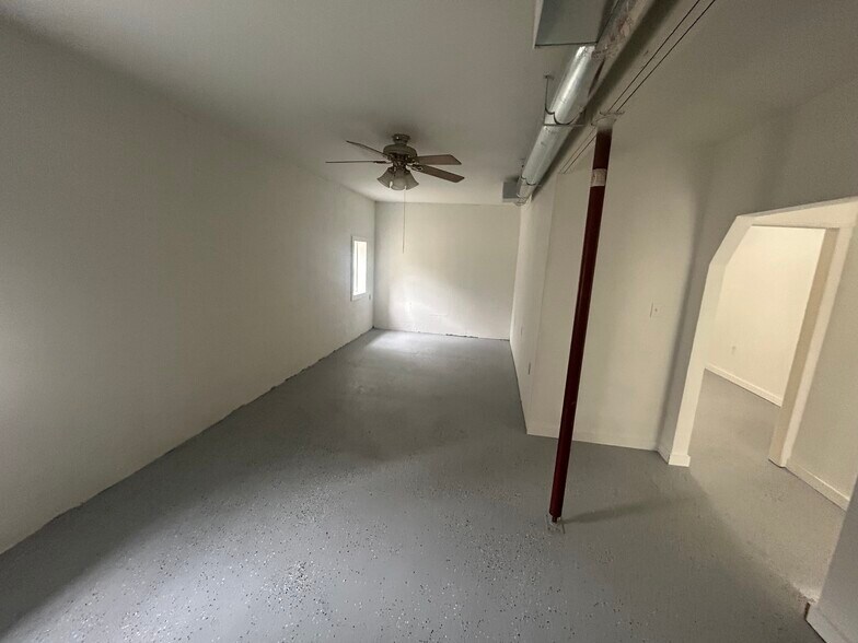 More Photos Of 27131 Hubbards Rd, Remington Industrial For Lease