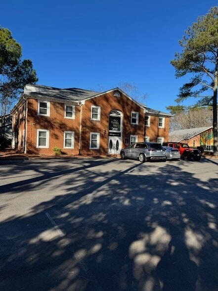 More Photos Of 1100 Eaglewood Dr, Virginia Beach Office For Lease