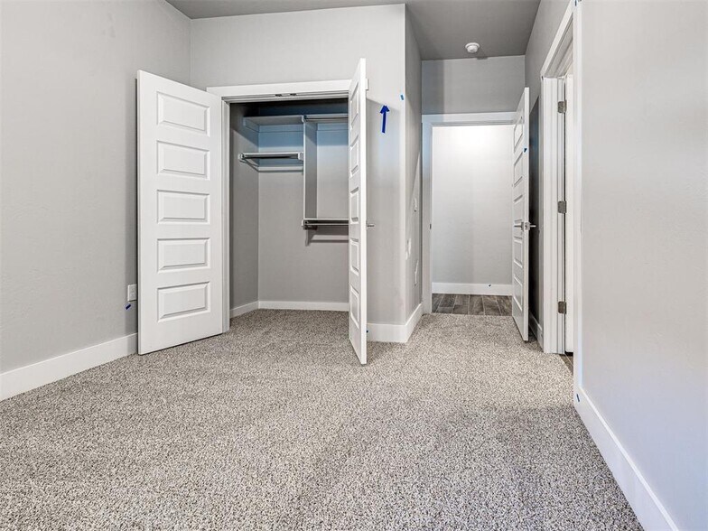 More Photos Of 103 E Edwards St, Edmond Apartments For Sale