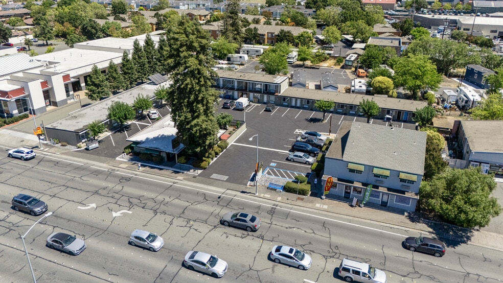More Photos Of 1736 Santa Rosa Ave, Santa Rosa Hotel For Sale