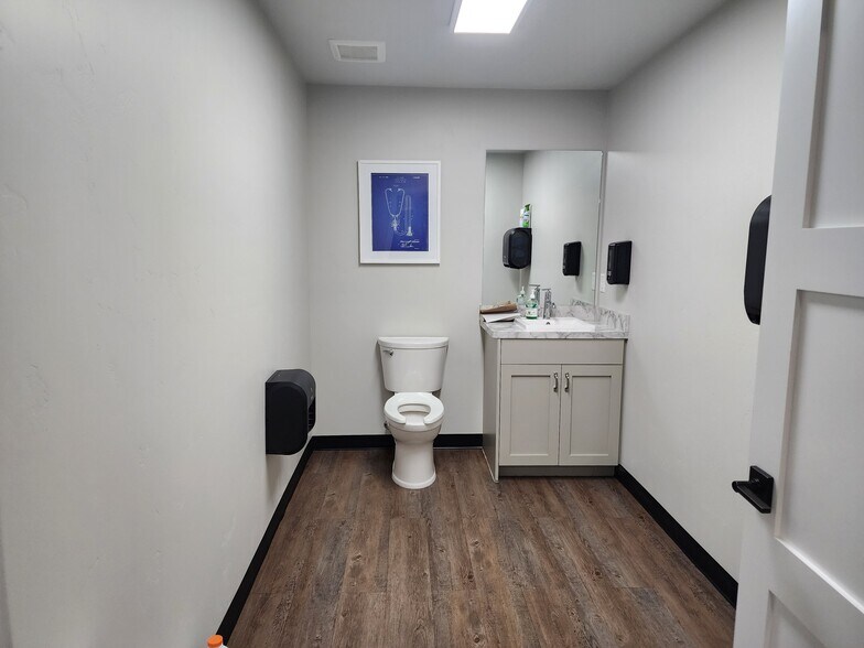 More Photos Of 1236 Bond Ave, Rexburg Medical For Sale
