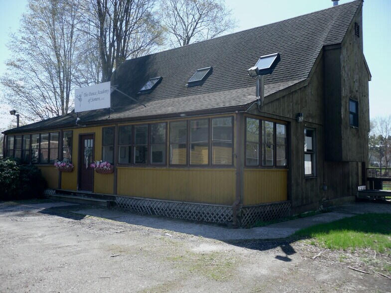 More Photos Of 596 Main St, Somers Freestanding For Sale