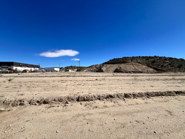 More Photos Of 7886 Shafter Ave, Yucca Valley Self Storage For Sale