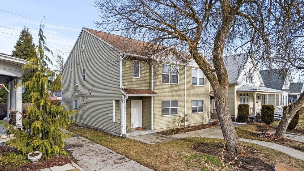More Photos Of , Spokane Multifamily For Sale