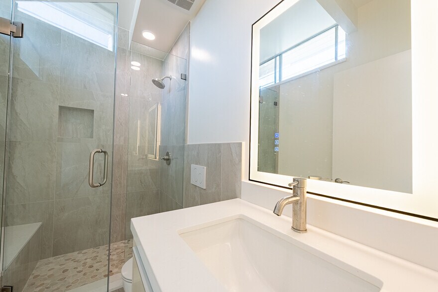 More Photos Of 7273 Birdview Ave, Malibu Apartments For Sale
