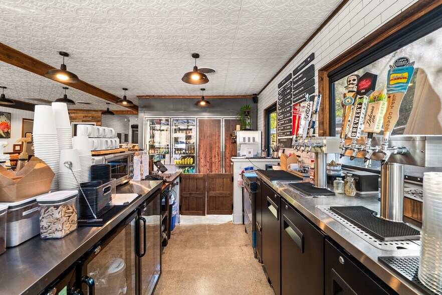 More Photos Of 28192 Silverado Canyon Rd, Silverado General Retail For Sale