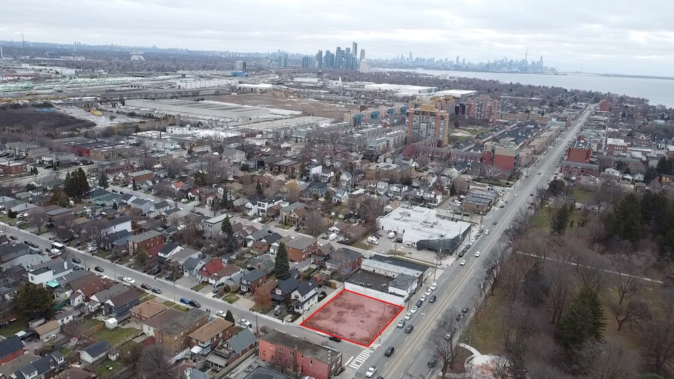 More Photos Of 3142 Lake Shore Blvd W, Toronto Land For Lease