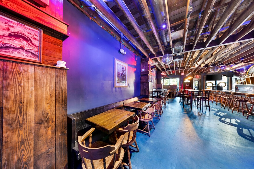 More Photos Of 2007 SW 8th St, Miami Freestanding For Sale