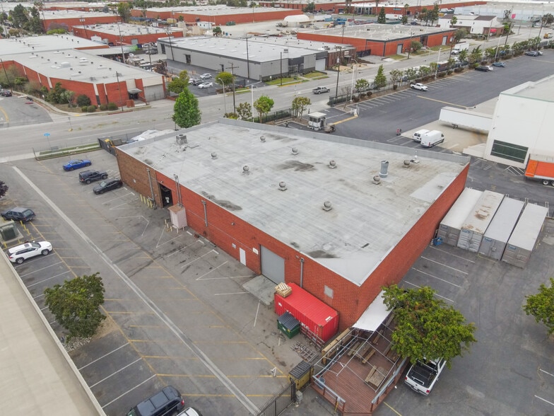 More Photos Of 14550 S Main St, Gardena Warehouse For Sale