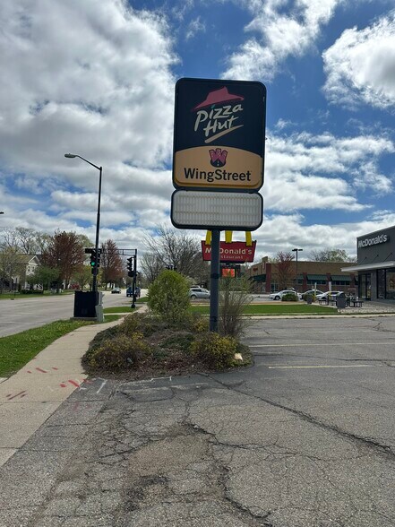 More Photos Of 1107 W Main St, Whitewater Restaurant For Lease