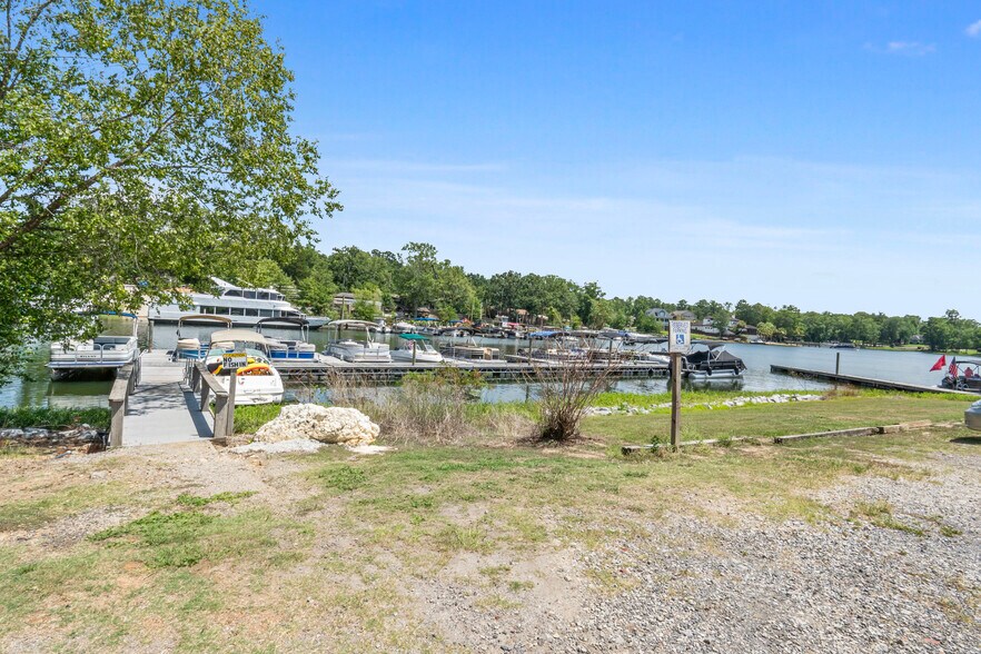 More Photos Of 317 Shadowood Dr, Irmo Flex For Sale