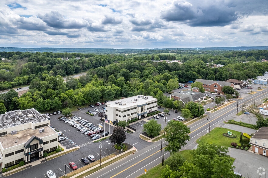 More Photos Of 54 Old Highway 22, Clinton Township Office For Lease