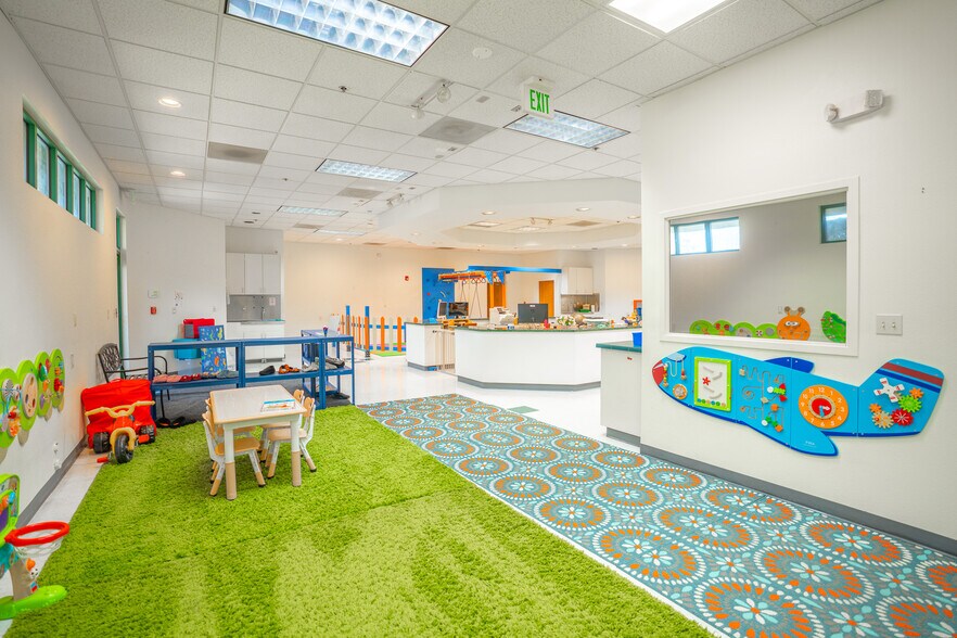 More Photos Of 222 I St, Los Banos Office For Lease