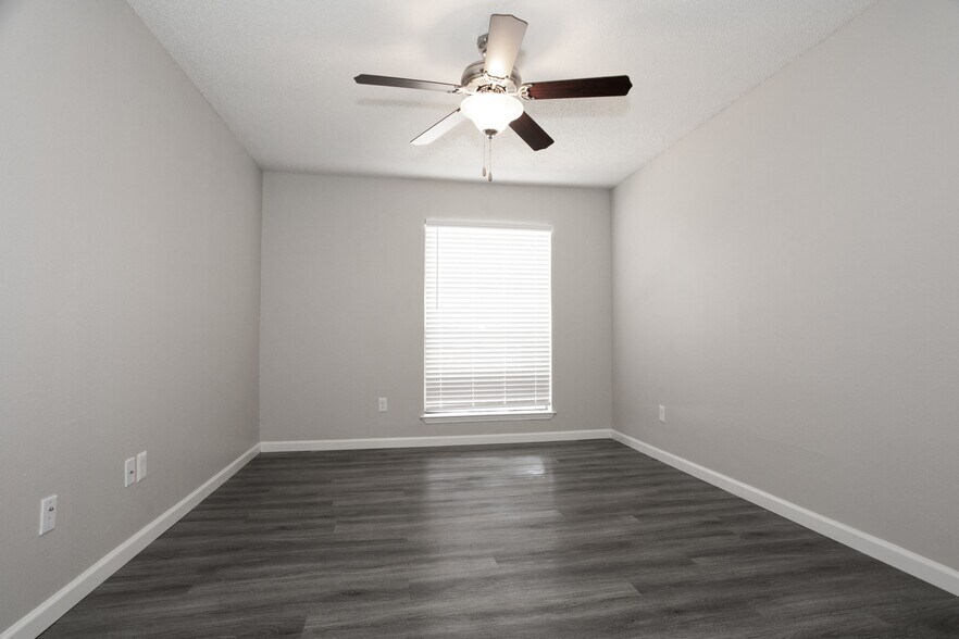 More Photos Of 4328 Duck Creek Dr, Garland Apartments For Sale