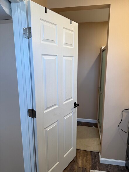 More Photos Of 4881 Pittsburgh Rd, Harrisville Light Distribution For Sale