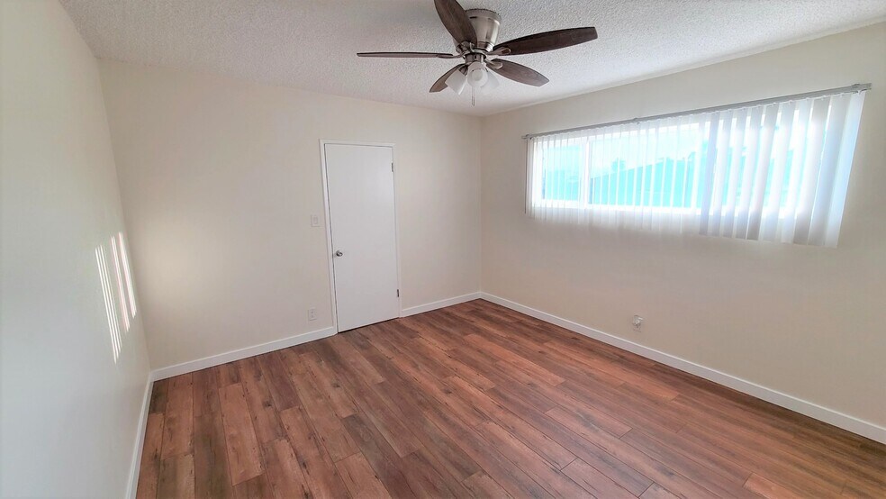 More Photos Of 423 N Harvard Blvd, Los Angeles Apartments For Sale