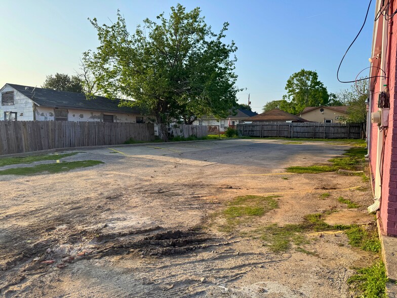 More Photos Of 902 Holland Ave, Galena Park Religious Facility For Sale