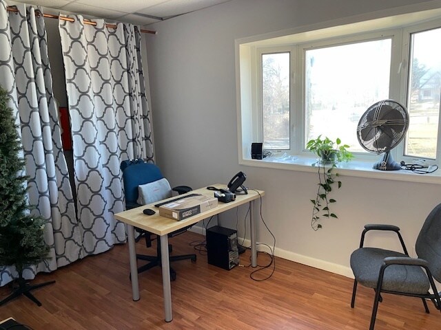 More Photos Of 2981 Solomons Island Rd, Edgewater Office Residential For Lease