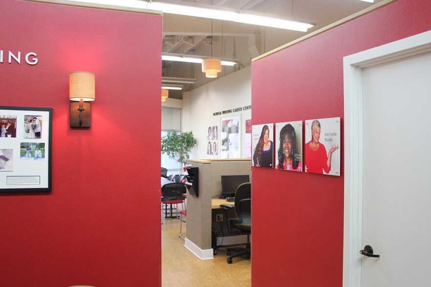 More Photos Of 3701-3719 NE Sandy Blvd, Portland Storefront Retail Office For Lease