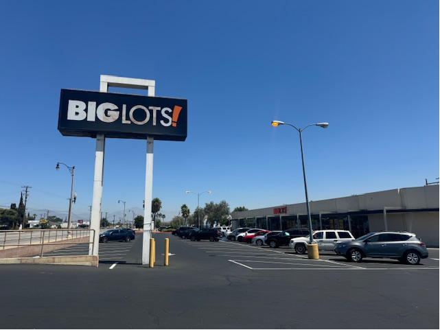 More Photos Of 17575 Foothill Blvd, Fontana Freestanding For Lease