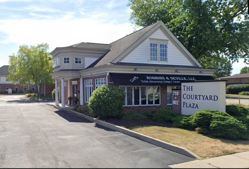 Primary Photo Of 710-802 N Main St, Crown Point Storefront Retail Office For Lease