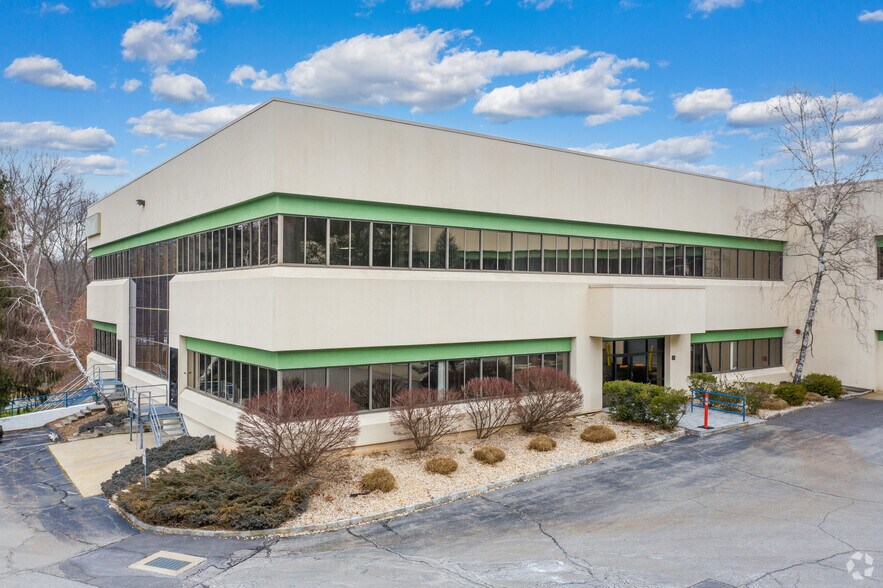 More Photos Of 281 Fields Ln, Brewster Village Light Manufacturing For Lease