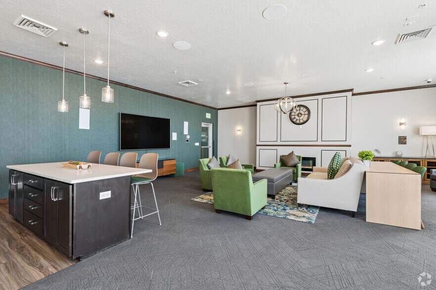 More Photos Of 196 W Vine St, Murray Apartments For Lease