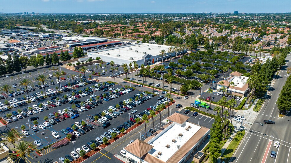 More Photos Of 2505 El Camino Real, Tustin Freestanding For Sale