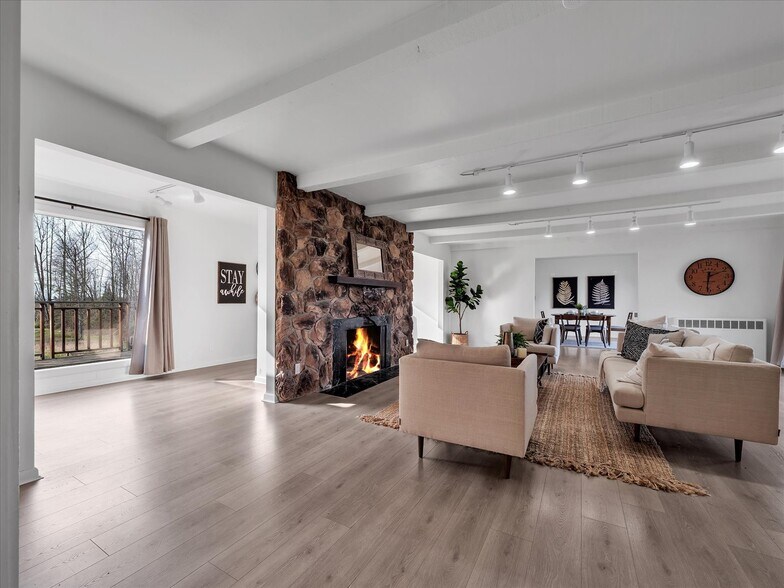 More Photos Of 5041 Guide Meridian, Bellingham Specialty For Sale