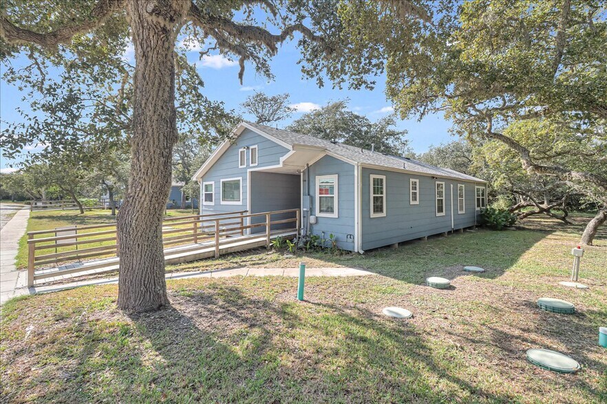 More Photos Of 6031 FM 1781, Rockport Land For Sale