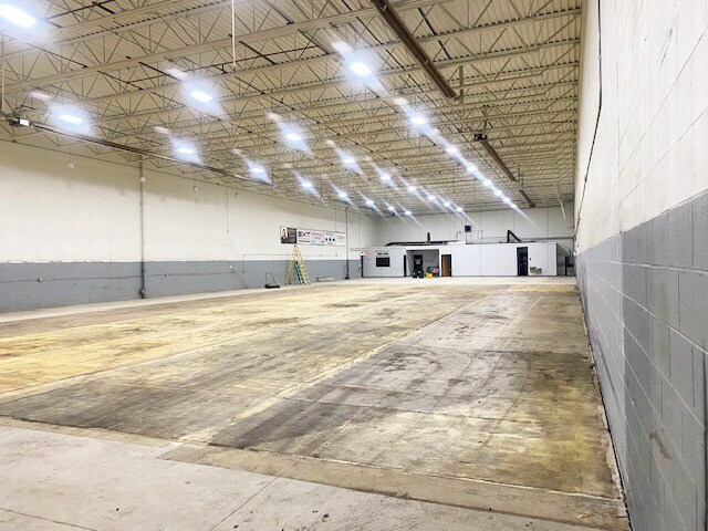 More Photos Of 46330 Erb Dr, Macomb Township Warehouse For Lease