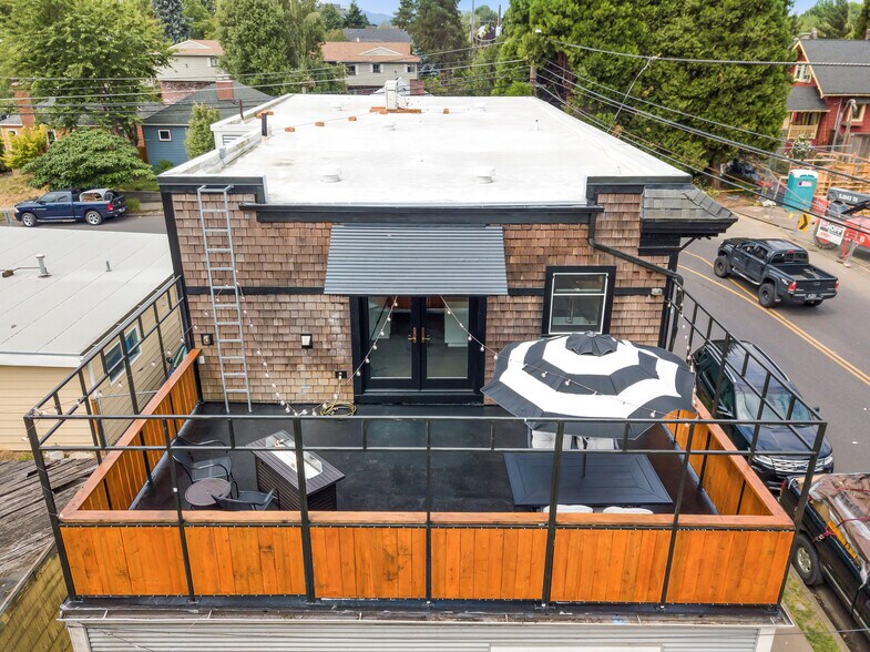 More Photos Of 1452 NE 28th Ave, Portland Storefront Retail Residential For Sale